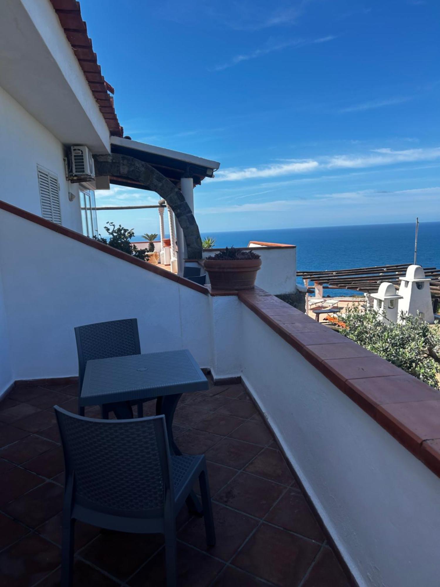 Hotel Punto Azzurro Forio  Ngoại thất bức ảnh